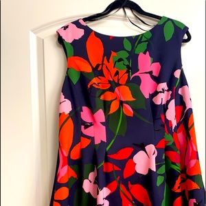 Vince Camuto Sleeveless Scuba style dress